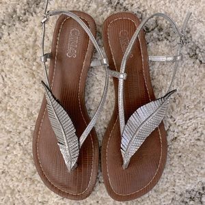 Carlos Santana | Shoes | Carlos Santana Metallic Leaf Accent Sandals 85 |  Poshmark